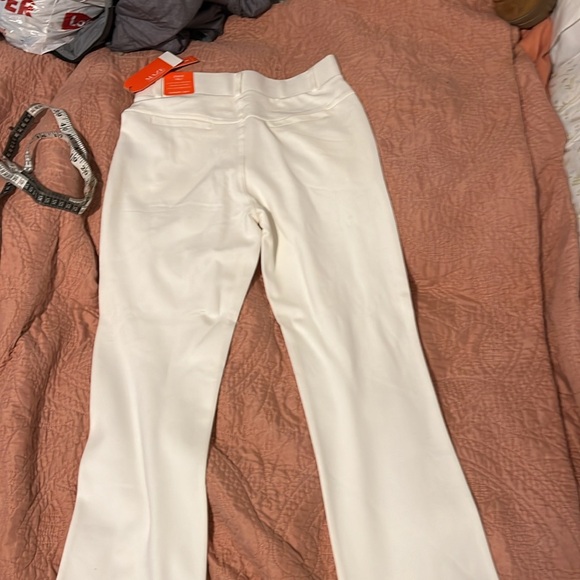 Maze collection size small stretchy cream stretch pants - Picture 2 of 4